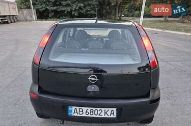 Хэтчбек Opel Corsa 2002 в 