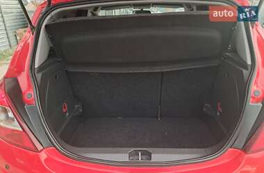 Хэтчбек Opel Corsa 2012 в 