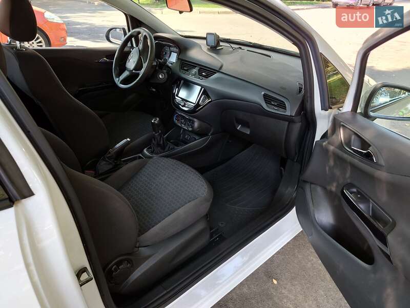 Хэтчбек Opel Corsa 2017 в Киеве