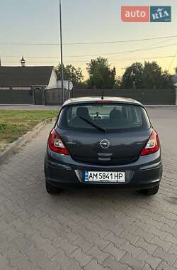 Хэтчбек Opel Corsa 2008 в 