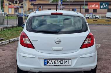 Хетчбек Opel Corsa 2012 в 