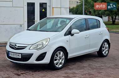 Хетчбек Opel Corsa 2012 в 