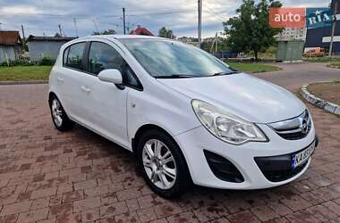 Хетчбек Opel Corsa 2012 в 