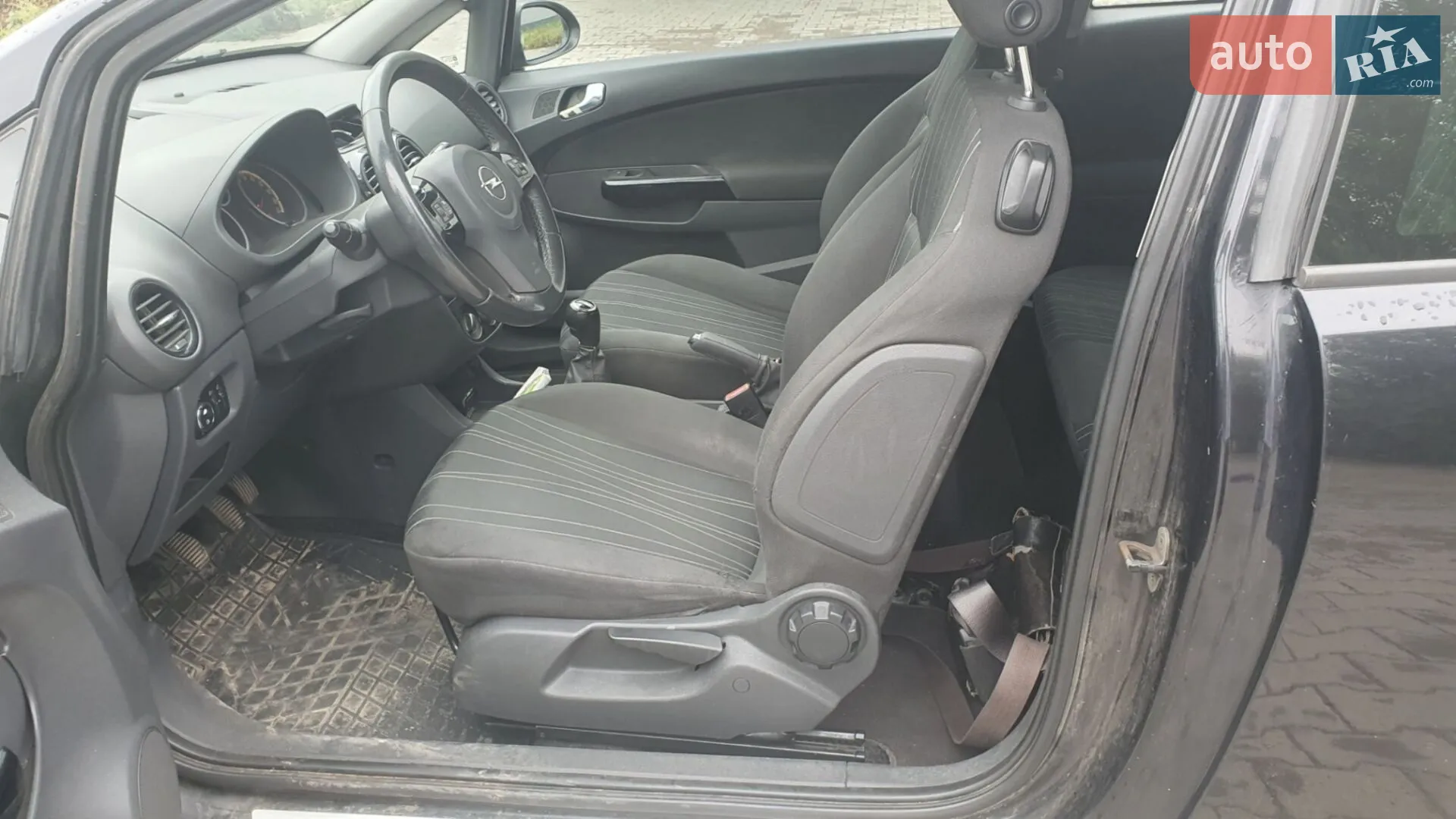 2011 Opel Corsa - мініатюра 12