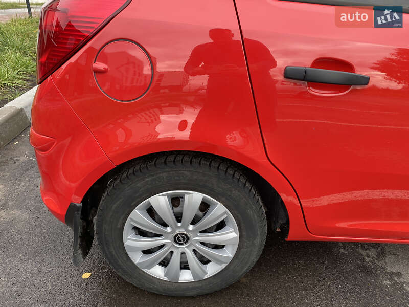 Хэтчбек Opel Corsa 2008 в Ровно