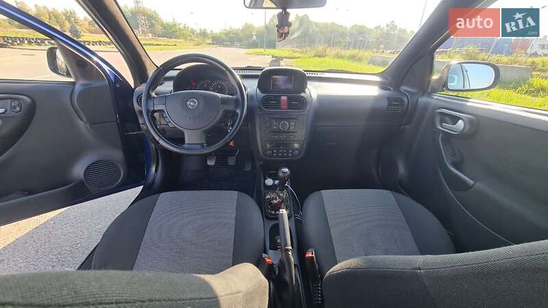 Хэтчбек Opel Corsa 2006 в Виннице