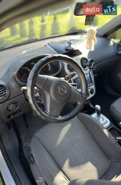 Хетчбек Opel Corsa 2008 в 