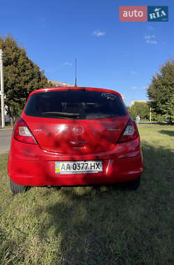 Хэтчбек Opel Corsa 2008 в 