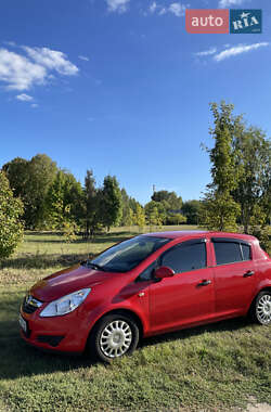 Хэтчбек Opel Corsa 2008 в 