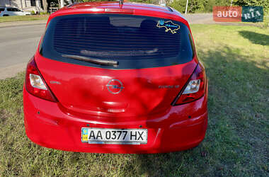 Хэтчбек Opel Corsa 2008 в 