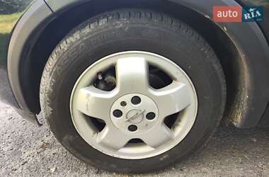 Хэтчбек Opel Corsa 2001 в 