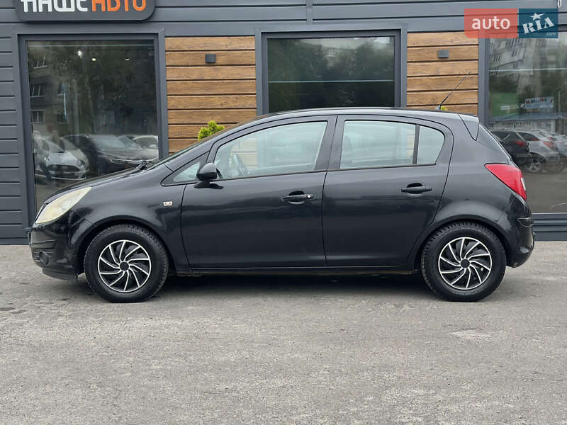 Хетчбек Opel Corsa 2008 в Шептицькому
