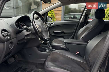 Хэтчбек Opel Corsa 2008 в 