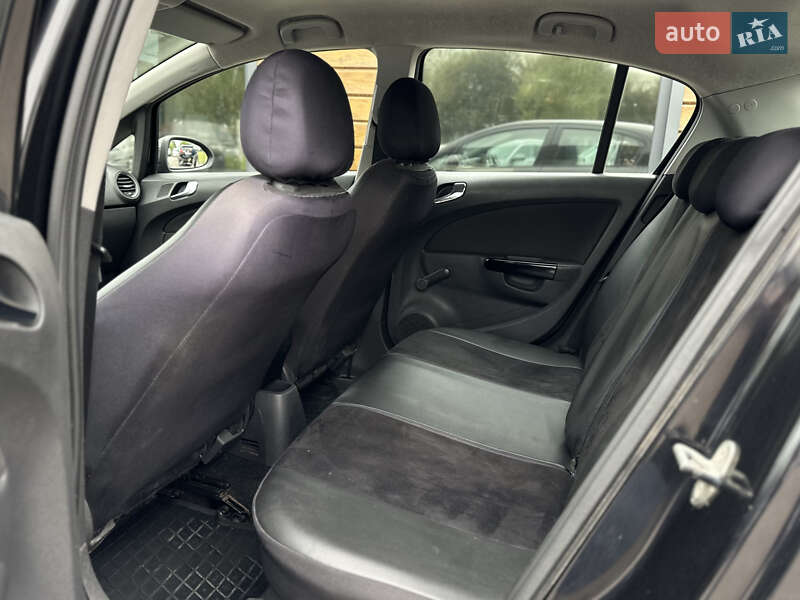 Хетчбек Opel Corsa 2008 в Шептицькому