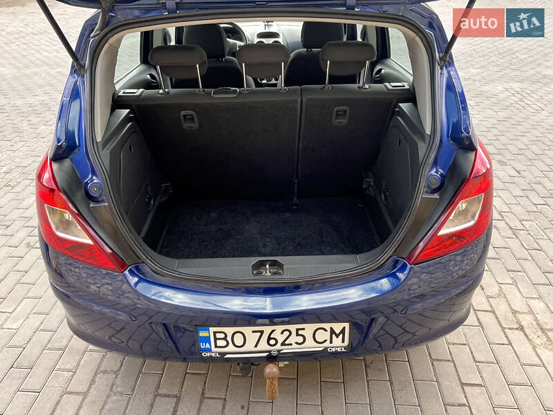 Хэтчбек Opel Corsa 2008 в Тернополе