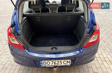 Хэтчбек Opel Corsa 2008 в 