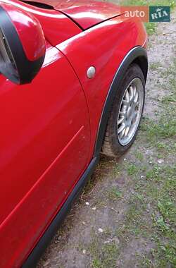 Хэтчбек Opel Corsa 2005 в 