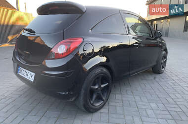 Хэтчбек Opel Corsa 2008 в 