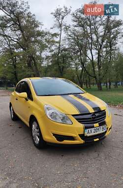 Хэтчбек Opel Corsa 2008 в 