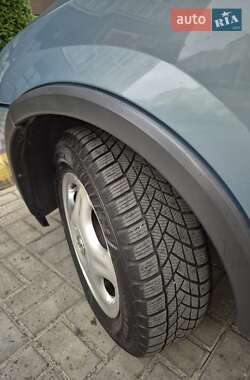 Хэтчбек Opel Corsa 2006 в 