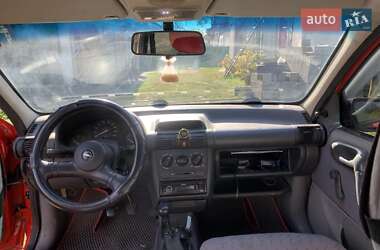 Хэтчбек Opel Corsa 1994 в 