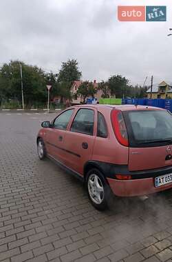 Хэтчбек Opel Corsa 2000 в 