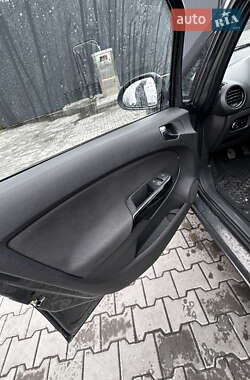 Хэтчбек Opel Corsa 2014 в 