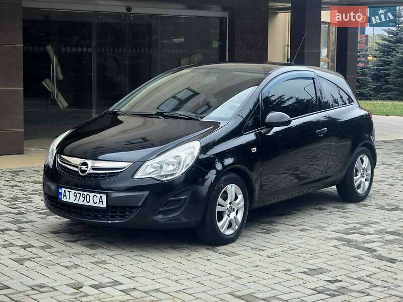 Хэтчбек Opel Corsa 2012 в Харькове