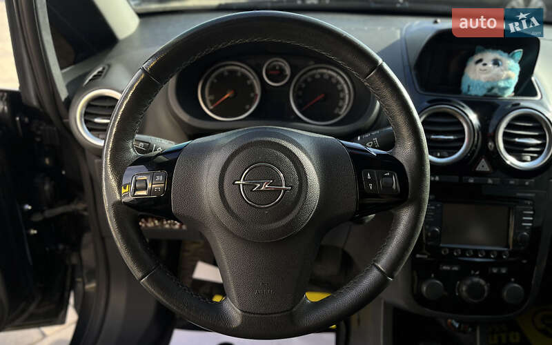 Хэтчбек Opel Corsa 2014 в Мукачево