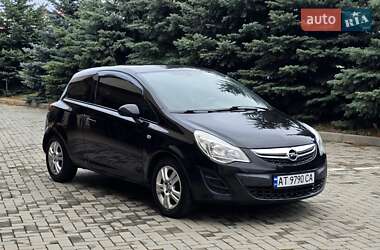Хэтчбек Opel Corsa 2012 в  фото 12 Хэтчбек Opel Corsa 2012 в