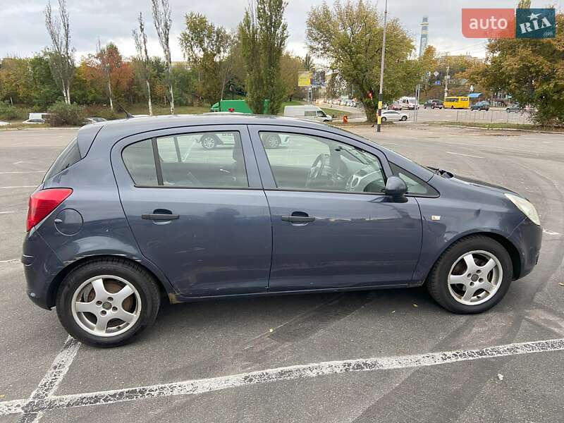 Хетчбек Opel Corsa 2008 в Києві фото 4 Хетчбек Opel Corsa 2008 в Києві