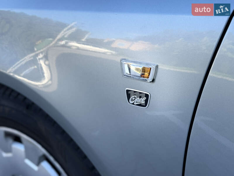 Хэтчбек Opel Corsa 2010 в Виннице фото 5 Хэтчбек Opel Corsa 2010 в Виннице