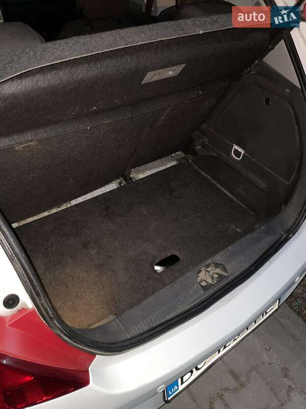 Хетчбек Opel Corsa 2009 в Львові фото 7 Хетчбек Opel Corsa 2009 в Львові