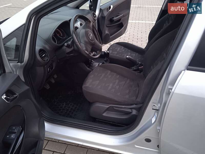 Хетчбек Opel Corsa 2012 в Нововолинську фото 6 Хетчбек Opel Corsa 2012 в Нововолинську