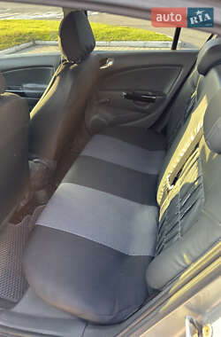 Хетчбек Opel Corsa 2008 в  фото 12 Хетчбек Opel Corsa 2008 в