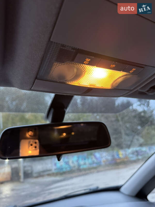 Хетчбек Opel Corsa 2012 в Львові