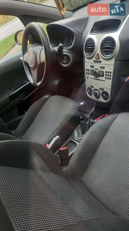 Хэтчбек Opel Corsa 2009 в Тернополе фото 16 Хэтчбек Opel Corsa 2009 в Тернополе