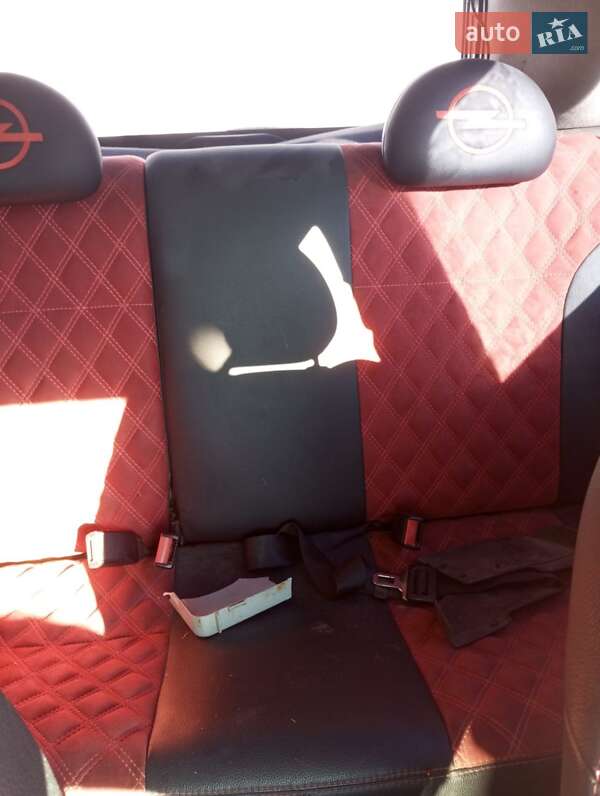 Хетчбек Opel Corsa 2003 в Білій Церкві фото 4 Хетчбек Opel Corsa 2003 в Білій Церкві