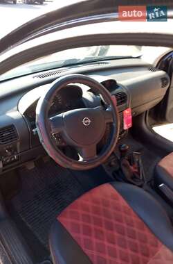 Хэтчбек Opel Corsa 2003 в  фото 15 Хэтчбек Opel Corsa 2003 в