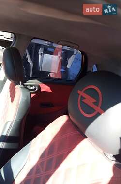 Хэтчбек Opel Corsa 2003 в  фото 37 Хэтчбек Opel Corsa 2003 в