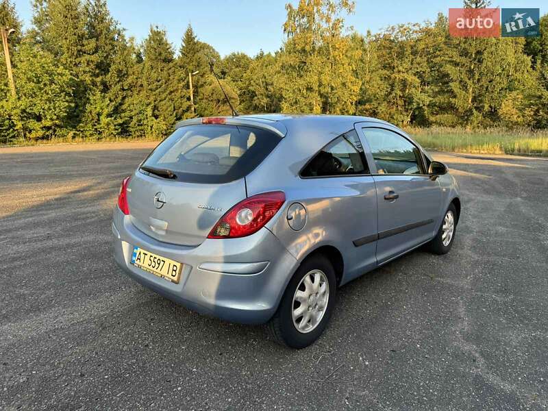 Хэтчбек Opel Corsa 2007 в Долине фото 5 Хэтчбек Opel Corsa 2007 в Долине