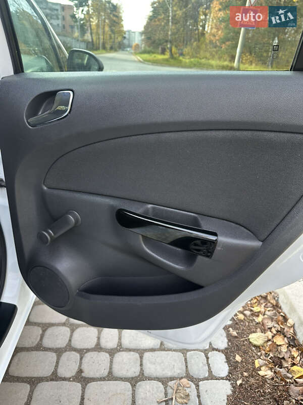Хэтчбек Opel Corsa 2013 в Львове фото 21 Хэтчбек Opel Corsa 2013 в Львове