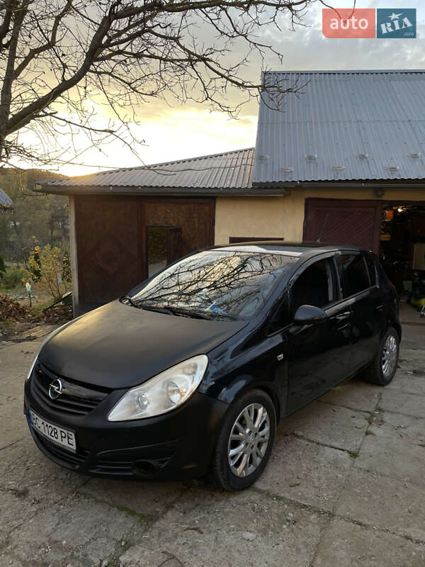 Хэтчбек Opel Corsa 2009 в Стрые