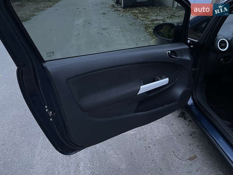 Хэтчбек Opel Corsa 2012 в Киеве фото 15 Хэтчбек Opel Corsa 2012 в Киеве