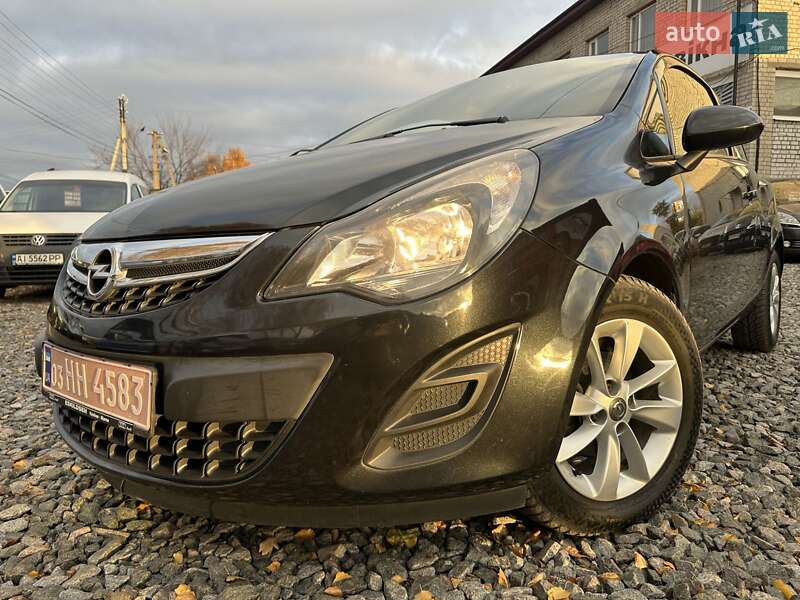 Хэтчбек Opel Corsa 2014 в Смеле