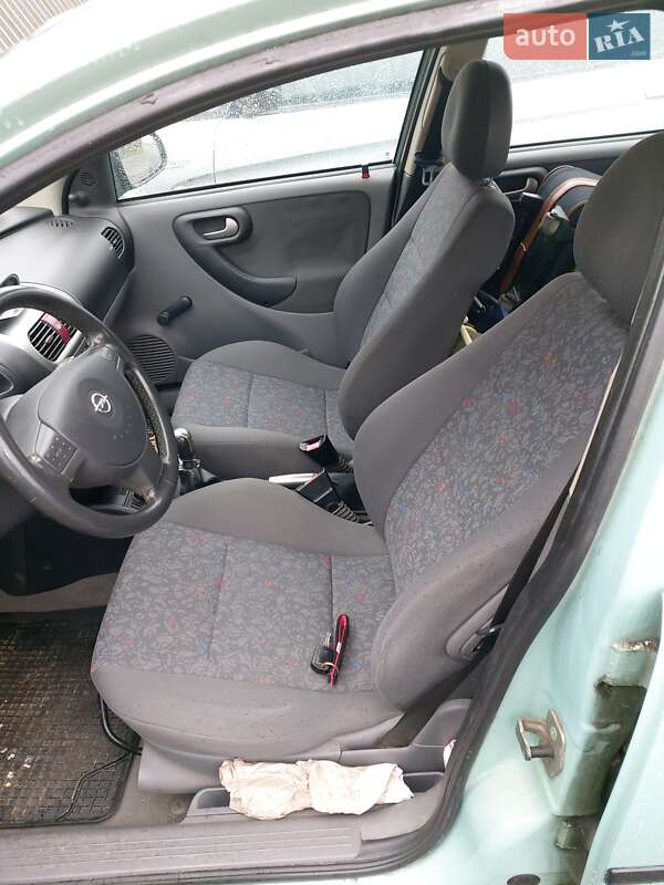 Хэтчбек Opel Corsa 2001 в Дрогобыче фото 13 Хэтчбек Opel Corsa 2001 в Дрогобыче