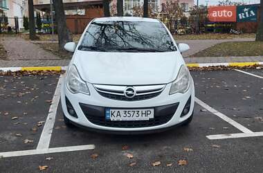 Хэтчбек Opel Corsa 2012 в Киеве