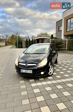 Хэтчбек Opel Corsa 2011 в Стрые