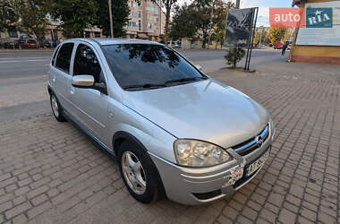 Хэтчбек Opel Corsa 2005 в Ивано-Франковске