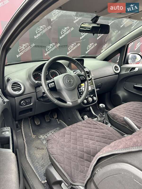 Хетчбек Opel Corsa 2014 в Сумах